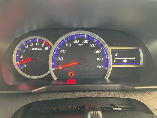 トヨタ タンク カスタムG 埼玉県 2020(令2)年 4.8万km パールホワイトⅢ スマートアシスト/純正9インチナビ/　　Bluetooth/SD/CD/フルセグ/バックカメラ/コーナーセンサー（前後）/クルーズコントロール/両側電動スライドドア/シートヒーター（前席）/LEDヘッドライト/純正14インチアルミホイール/ビルトインETC/スマートキー