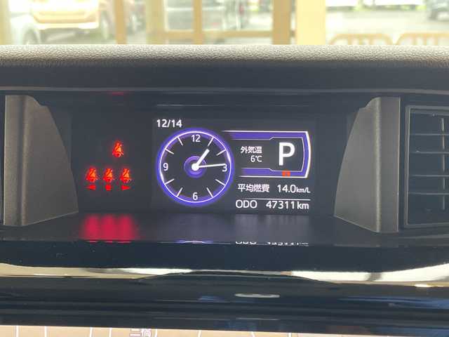 トヨタ タンク カスタムG 埼玉県 2020(令2)年 4.8万km パールホワイトⅢ スマートアシスト/純正9インチナビ/　　Bluetooth/SD/CD/フルセグ/バックカメラ/コーナーセンサー（前後）/クルーズコントロール/両側電動スライドドア/シートヒーター（前席）/LEDヘッドライト/純正14インチアルミホイール/ビルトインETC/スマートキー