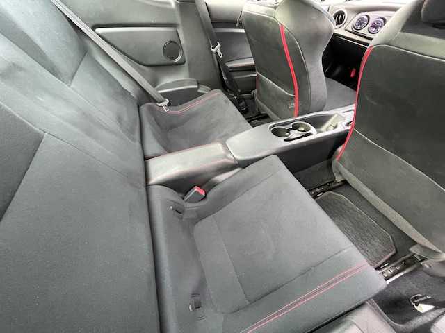 トヨタ ８６ GT 静岡県 2013(平25)年 4.8万km サテンホワイトパール 6MT/社外WedsSport18inAW/社外ナビ/（AM/FM/BT/TV）/社外フルエアロ（フロント・サイド・リア）/BLITZ車高調/社外マフラー/ETC/プッシュスタート/スマートキー/スペアキー1/オートライト/HIDヘッドライト/純正フロアマット/電格ミラー/革巻きステアリング/社外タコメーター（AUTO GAUGE)/取扱説明書
