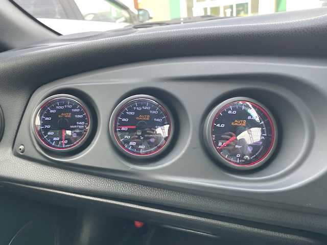 トヨタ ８６ GT 静岡県 2013(平25)年 4.8万km サテンホワイトパール 6MT/社外WedsSport18inAW/社外ナビ/（AM/FM/BT/TV）/社外フルエアロ（フロント・サイド・リア）/BLITZ車高調/社外マフラー/ETC/プッシュスタート/スマートキー/スペアキー1/オートライト/HIDヘッドライト/純正フロアマット/電格ミラー/革巻きステアリング/社外タコメーター（AUTO GAUGE)/取扱説明書