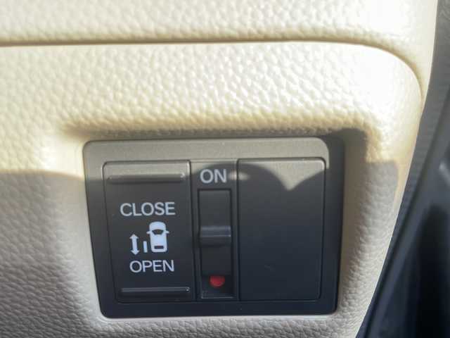 ホンダ Ｎ ＢＯＸ G L ホンダセンシング 島根県 2019(令1)年 4.4万km クリスタルブラックパール ホンダセンシング/社外7インチSDナビゲーション(AVIC-RZ810)/フルセグ BT/レーダークルーズコントロール/片側パワースライドドア/前方ドライブレコーダー/AUTOライト/LEDヘッドライト/ビルトインETC/ドアバイザー/ウィンカーミラー