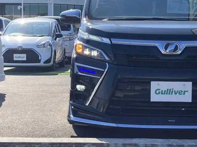 トヨタ ヴォクシー ZS 煌Ⅱ 香川県 2019(令1)年 3.9万km ブラック 登録時走行距離：38715km/ディーラー純正10型ナビ/　CD DVD BT フルセグTV/バックカメラ/両側パワースライドドア/モデリスタエアロ/車高調/プリクラッシュセーフティシステム/レーンキープアシスト/クルーズコントロール/オートハイビーム/LEDヘッドライト/オートライト/フォグランプ/横滑り防止装置/アイドリングストップ/ETC/ロールサンシェード/ISOFIX/プッシュスタート/スマートキー