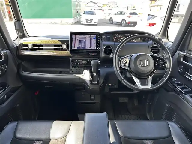 ホンダ Ｎ ＢＯＸ カスタム G L ターボ ホンダセンシング 宮城県 2018(平30)年 6.1万km プラチナホワイトパール ホンダセンシング/●衝突軽減ブレーキ〈CMBS〉/●誤発進抑制機能/●後方誤発進抑制機能/●歩行者事故低減ステアリング/●路外逸脱抑制機能/●ACC〈アダプティブ・クルーズ・コントロール〉/●LKAS〈車線維持支援システム〉/●オートハイビーム/●先行車発進お知らせ機能/●標識認識機能/Gathersプレミアムインターナビ(8インチ)/フルセグTV/CD/DVD/Bluetooth/SD/AUX/CD録音可/バックカメラ/両側パワースライドドア/ドライブレコーダー/ハーフレザーシート/LEDヘッドライト/ステアリングスイッチ/パドルシフト/サンシェード/USBポート×3/ウインカーミラー/ETC/取扱説明書/スペアキー
