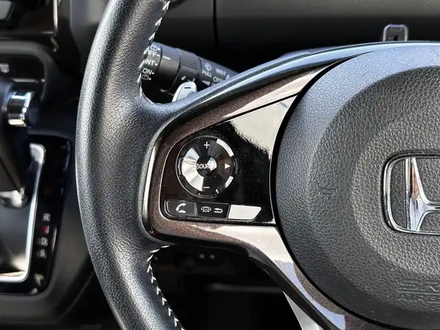 ホンダ Ｎ ＢＯＸ カスタム G L ターボ ホンダセンシング 宮城県 2018(平30)年 6.1万km プラチナホワイトパール ホンダセンシング/●衝突軽減ブレーキ〈CMBS〉/●誤発進抑制機能/●後方誤発進抑制機能/●歩行者事故低減ステアリング/●路外逸脱抑制機能/●ACC〈アダプティブ・クルーズ・コントロール〉/●LKAS〈車線維持支援システム〉/●オートハイビーム/●先行車発進お知らせ機能/●標識認識機能/Gathersプレミアムインターナビ(8インチ)/フルセグTV/CD/DVD/Bluetooth/SD/AUX/CD録音可/バックカメラ/両側パワースライドドア/ドライブレコーダー/ハーフレザーシート/LEDヘッドライト/ステアリングスイッチ/パドルシフト/サンシェード/USBポート×3/ウインカーミラー/ETC/取扱説明書/スペアキー