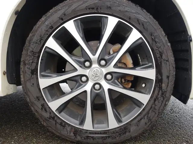 トヨタ エスティマ アエラス 山形県 2012(平24)年 10.5万km ホワイトパールクリスタルシャイン 4WD/純正HDDナビ/　【CD DVD HDD AUX】/フルセグTV/バックカメラ/両側パワースライドドア/ETC/スマートキー/3列シート/キセノンヘッドライト/フォグランプ/ウィンカーミラー/純正フロアマット/ドアバイザー