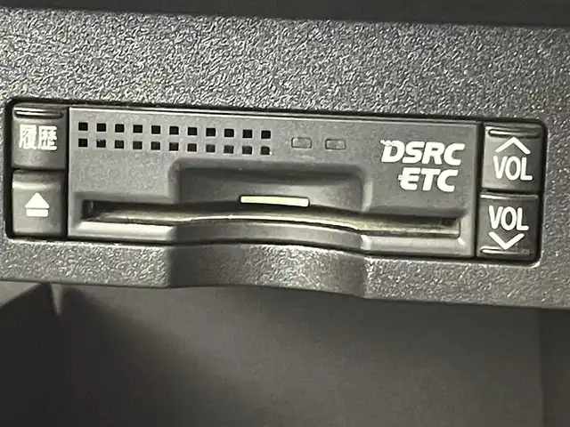 レクサス ＨＳ 250h 千葉県 2013(平25)年 5.1万km プラチナムシルバーメタリック 禁煙車/純正HDDナビ/・CD/DVD/AUX/USB/Bluetooth/フルセグTV/・バックカメラ、フロントカメラ/・ビルトインETC/クルーズコントロール/クリアランスソナー/革巻きステアリング/・ステアリングスイッチ/DNパワーシート/左右独立エアコン/純正フロアマット/純正ドアバイザー/純正17インチAW/電動格納ウインカーミラー/オートライト/・LEDヘッドライト/・LEDフォグランプ