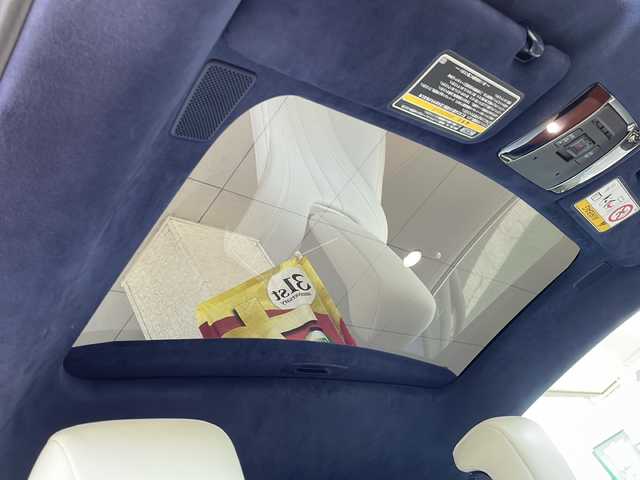 レクサス ＬＣ 500h Lパッケージ 愛媛県 2017(平29)年 1.8万km ホワイトノーヴァガラスフレーク ガラスルーフ/純正メーカーナビ/（CD/DVD/FM/AM/BT/USB）/フルセグTV/バックカメラ/ビルトイン2.0ETC/マークレビンソン/純正20インチAW/レクサスセーフティセンス/レーダークルーズコントロール/クリアランスソナー/ブラインドスポットモニター/ドライブレコーダー/レザーシート/前席パワーシート（D席メモリー付き）/前席シートヒーター /エアシート/ハンドルヒーター/取説、保証書/スペアキー