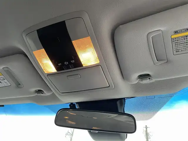 トヨタ ランドクルーザー プラド TX 宮崎県 2018(平30)年 3.3万km ホワイトパールクリスタルシャイン 4WD/RAYS17インチAW/社外7インチナビ（MDV-Z701W）/フルセグTV/Bluetooth/バックカメラ/プリクラッシュセーフティ/レーダークルーズコントロール/プッシュスタート/スマートキー/ステアリングスイッチ/LEDヘッドライト/オートライト/オートハイビーム/ETC/セーフティセンス/レーンディパーチャーアラート/ヒッチメンバー