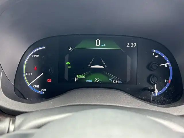トヨタ ヤリスクロス ハイブリッド Z 奈良県 2022(令4)年 1.9万km ホワイトパールクリスタルシャイン 純正ディスプレイオーディオ/(AM/FM/BT/USB)/モデリスタフルエアロ/BSM/パノラマモニター/ハーフレザーシート/シートヒーター/レーダークルーズコントロール/プリクラッシュセーフティ/オートマチックハイビーム/クリアランスソナー/電動サイドブレーキ/革巻きステアリング/ステアリングスイッチ/パワーバックドア/オートライト/ビルトインETC/前後ドライブレコーダー/横滑り防止装置/純正フロアマット/純正ドアバイザー/プッシュスタート/電格ウインカーミラー