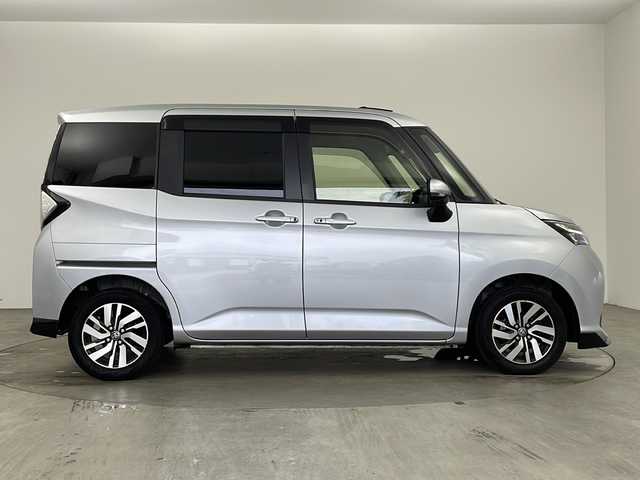 トヨタ タンク カスタムG S 兵庫県 2018(平30)年 6.9万km ブライトシルバーM ・ナビ/Bluetooth/CD/DVD/TV/・全方位カメラ/・ビルドインETC/・前方ドライブレコーダー/・クルーズコントロール/・コーナーセンサー/・アイドリングストップ/・両側パワースライドドア/・横滑り防止装置/・盗難防止装置/・衝突被害軽減システム/・W＋サイドエアバッグ/・カーテンエアバッグ/・LEDオートライト/・純正14インチアルミホイール/・ドアバイザー/・スマートキー/・プッシュスタートボタン/・AAC/・ステアリングスイッチ