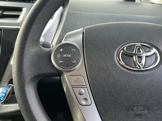 トヨタ プリウス α S 愛媛県 2015(平27)年 7.5万km ホワイトパールクリスタルシャイン 純正８インチナビ/（Bluetooth/AM/FM/フルセグTV/DVD）/LEDヘッドライト/ETC/ドライブレコーダー/バックカメラ/スマートキー/スペアキー有/純正フロアマット/TOPRUN16インチAW/横滑り防止装置/プッシュスタートボタン/パワーウィンドウ/パワーステアリング