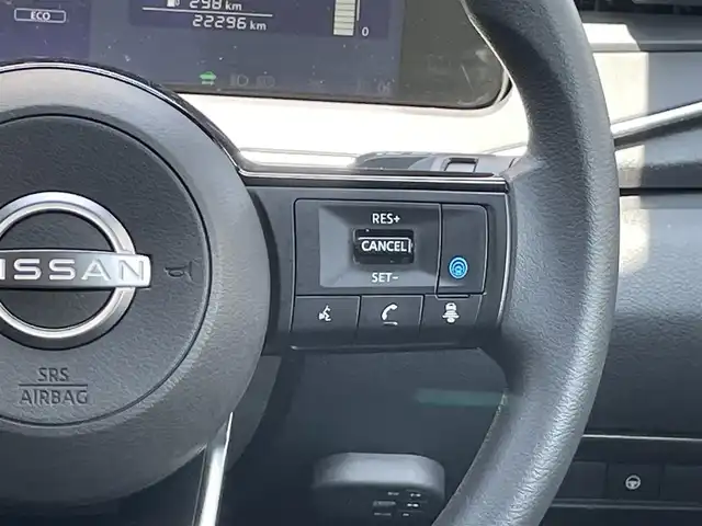 日産 ノート X 静岡県 2021(令3)年 2.3万km ピュアホワイトパール ワンオーナー/プロパイロット/純正メモリナビ/　（フルセグTV/Bluetooth/HDMI/USB）/インテリジェントアラウンドビューモニター/ETC/前方ドライブレコーダー/デジタルインナーミラー/360°セーフティアシスト/・インテリジェント エマージェンシーブレーキ/・インテリジェント FCW（前方衝突予測警報）/・インテリジェント LI（車線逸脱防止支援システム）/　＋LDW（車線逸脱警報）/・インテリジェント DA（ふらつき警報）/・踏み間違い衝突防止アシスト/・標識検知機能/オートマチックハイビーム/横滑り防止装置/スマートキー/置くだけ充電/純正LEDヘッドライト/スペアキー1本/保証書/取扱説明書