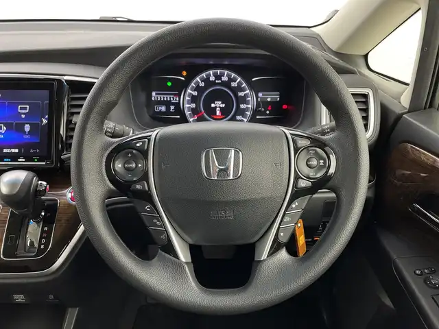 ホンダ オデッセイ G エアロ ホンダセンシング 新潟県 2018(平30)年 7.6万km プラチナホワイトパール ワンオーナー/純正９インチメモリナビ/フルセグ/　CD/DVD/Bluetooth/VXM-187FNi/バックカメラ/両側パワースライドドア/スマートキー×２/衝突被害軽減ブレーキ/レーダークルーズコントロール/LEDヘッドライト/オートライト/ETC2.0/フォグランプ/レーンアシスト/プッシュスタート/社外アルミ付きスタッドレス/　（積み込み７mm）