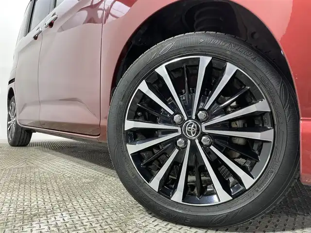 トヨタ ルーミー カスタムG－T 大阪府 2021(令3)年 2.9万km ブラックマイカメタリック/ファイアークォーツレッドメタリック 純正ナビＴＶ　全方位カメラ　ＥＴＣ　ドラレコ　両側パワスラ　衝突軽減　シートヒーター　レーダークルコン　コーナーセンサー　レーンアシスト　電動ミラー　オートライト　ＬＥＤヘッドライト　フォグランプ