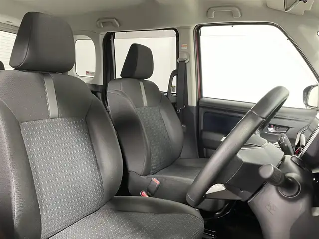 トヨタ ルーミー カスタムG－T 大阪府 2021(令3)年 2.9万km ブラックマイカメタリック/ファイアークォーツレッドメタリック 純正ナビＴＶ　全方位カメラ　ＥＴＣ　ドラレコ　両側パワスラ　衝突軽減　シートヒーター　レーダークルコン　コーナーセンサー　レーンアシスト　電動ミラー　オートライト　ＬＥＤヘッドライト　フォグランプ