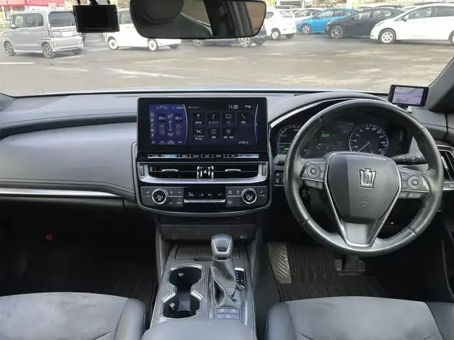 トヨタ クラウン ハイブリッド S 岡山県 2021(令3)年 4.6万km グレーＭ 純正12.3インチディスプレイオーディオ/トヨタセーフティセンス/・プリクラッシュセーフティ/・レーントレーシングアシスト/・レーダークルーズコントロール/・ロードサインアシスト/・オートマチックハイビームシステム/先行車発進告知機能/インテリジェントクリアランスソナー/パノラミックビューモニター/ETC