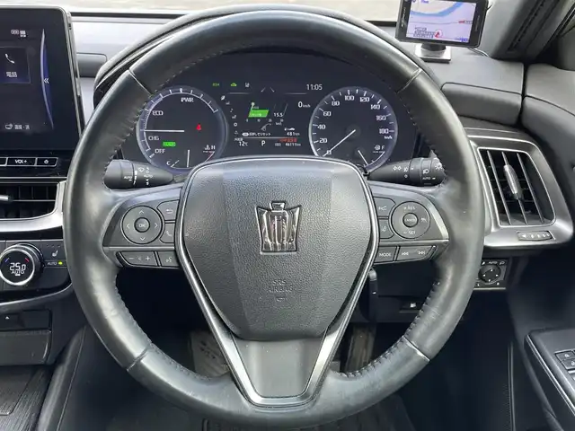 トヨタ クラウン ハイブリッド S 岡山県 2021(令3)年 4.6万km グレーＭ 純正12.3インチディスプレイオーディオ/トヨタセーフティセンス/・プリクラッシュセーフティ/・レーントレーシングアシスト/・レーダークルーズコントロール/・ロードサインアシスト/・オートマチックハイビームシステム/先行車発進告知機能/インテリジェントクリアランスソナー/パノラミックビューモニター/ETC