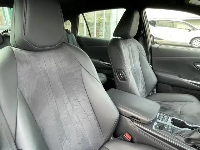 トヨタ クラウン ハイブリッド S 岡山県 2021(令3)年 4.6万km グレーＭ 純正12.3インチディスプレイオーディオ/トヨタセーフティセンス/・プリクラッシュセーフティ/・レーントレーシングアシスト/・レーダークルーズコントロール/・ロードサインアシスト/・オートマチックハイビームシステム/先行車発進告知機能/インテリジェントクリアランスソナー/パノラミックビューモニター/ETC