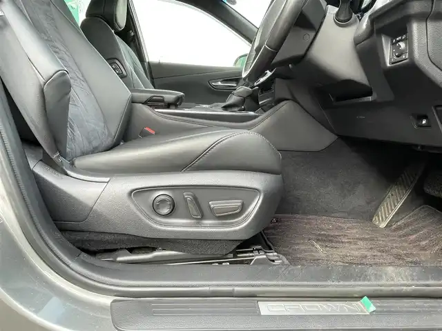 トヨタ クラウン ハイブリッド S 岡山県 2021(令3)年 4.6万km グレーＭ 純正12.3インチディスプレイオーディオ/トヨタセーフティセンス/・プリクラッシュセーフティ/・レーントレーシングアシスト/・レーダークルーズコントロール/・ロードサインアシスト/・オートマチックハイビームシステム/先行車発進告知機能/インテリジェントクリアランスソナー/パノラミックビューモニター/ETC