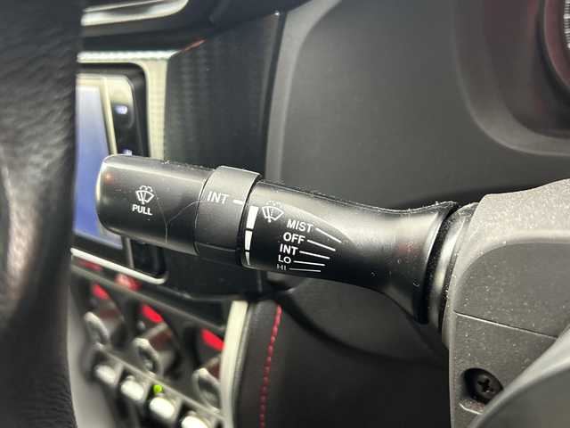 トヨタ ８６ GT 鹿児島県 2013(平25)年 9.9万km スターリングシルバー HDDナビ/フルセグテレビ/MT/MOMOステアリング/ダウンサス/ウェッズ17インチアルミホイール/HIDヘッドライト/前後ドライブレコーダー/プッシュスタート