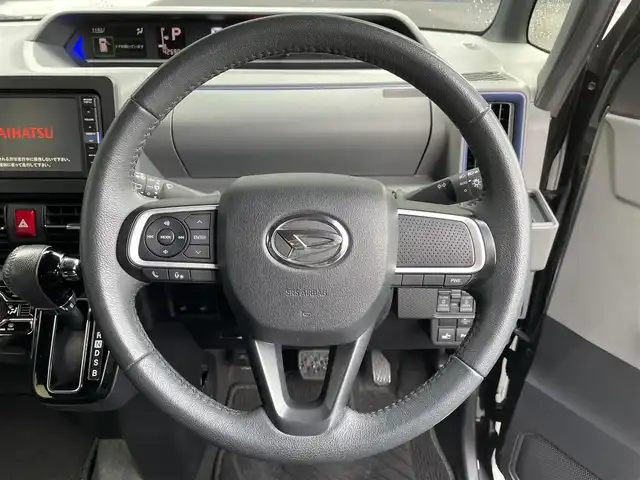 ダイハツ タント カスタム RS 滋賀県 2019(令1)年 4.3万km ブラックマイカメタリック 純正ナビ/CD/DVD/USB/Bluetooth/フルセグTV/バックカメラ/ハーフレザーシート/シートヒーター/ロングスライドシート/両側パワースライドドア/ドライブレコーダー/衝突軽減ブレーキ/LEDヘッドライト/オートハイビーム/純正アルミホイール/プッシュスタート/スマートキー
