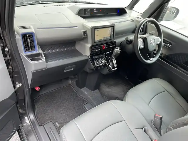 ダイハツ タント カスタム RS 滋賀県 2019(令1)年 4.3万km ブラックマイカメタリック 純正ナビ/CD/DVD/USB/Bluetooth/フルセグTV/バックカメラ/ハーフレザーシート/シートヒーター/ロングスライドシート/両側パワースライドドア/ドライブレコーダー/衝突軽減ブレーキ/LEDヘッドライト/オートハイビーム/純正アルミホイール/プッシュスタート/スマートキー