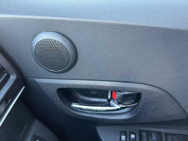 トヨタ ラクティス G 富山県 2015(平27)年 9.3万km ホワイトパールクリスタルシャイン ワンオーナー/スマートキー/社外メモリーナビ(CN-RX01WD)/BD/DVD/BT/フルセグTV/ETC/プッシュスタート/横滑り防止装置/電格ウィンカーミラー/純正ドアバイザー/純正フロアマット/皮巻きステアリング/リアスポイラー/社外１６インチAW/保証書・取説/点検記録簿(R7.7/R6.5/R4.5/R2.5/H30.5)