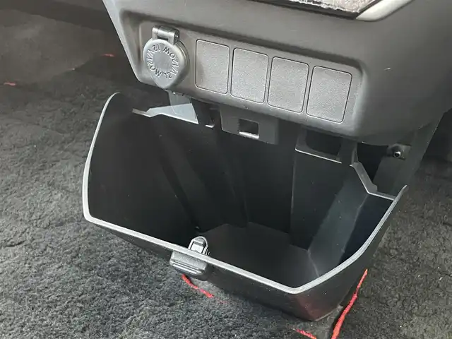 トヨタ ルーミー カスタムG 佐賀県 2019(令1)年 7.3万km ブラックマイカメタリック 純正9インチSDナビゲーション/・フルセグTV/CD/DVD/SD/Bluetooth/バックカメラ/ビルトインETC/両側パワースライドドア/後席サンシェード/ISOFIX対応/革巻きステアリング/ステアリングリモコン/TRDエアロ/純正14インチアルミホイール/純正LEDヘッドライト/オートマチックハイビーム/純正LEDフォグランプ/純正フロアマット/純正ドアバイザ―/新車保証書/スマートアシスト/・クルーズコントロール/・先行車発告知機能/・車線逸脱警報機能/・衝突被害軽減ブレーキ/・クリアランスソナー