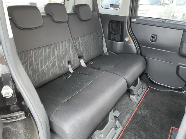 トヨタ ルーミー カスタムG 佐賀県 2019(令1)年 7.3万km ブラックマイカメタリック 純正9インチSDナビゲーション/・フルセグTV/CD/DVD/SD/Bluetooth/バックカメラ/ビルトインETC/両側パワースライドドア/後席サンシェード/ISOFIX対応/革巻きステアリング/ステアリングリモコン/TRDエアロ/純正14インチアルミホイール/純正LEDヘッドライト/オートマチックハイビーム/純正LEDフォグランプ/純正フロアマット/純正ドアバイザ―/新車保証書/スマートアシスト/・クルーズコントロール/・先行車発告知機能/・車線逸脱警報機能/・衝突被害軽減ブレーキ/・クリアランスソナー