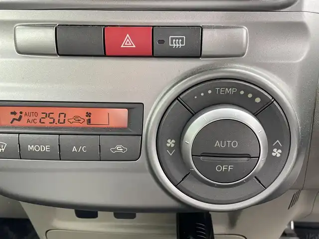 ダイハツ タント X 鳥取県 2012(平24)年 3.9万km パール 4WD/社外ナビ/ワンセグ/左パワースライドドア/前方ドライブレコーダー/社外AW/ベンチシート/アームレスト/プライバシーガラス/セキュリティアラーム/スマートキー
