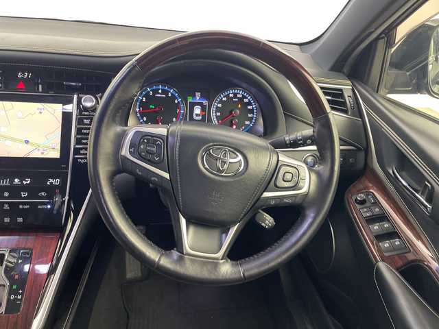 トヨタ ハリアー プレミアム アドバンスドP 群馬県 2015(平27)年 15.5万km ブラック 純正8型ナビ　フルセグTV　全周囲カメラ　JBLプレミアムサウンド　衝突被害軽減システム　クルーズコントロール　電動リアゲート　パワーシート　LEDオートライト　スマートキー　禁煙車