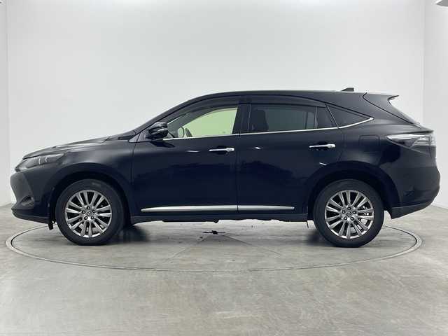 トヨタ ハリアー プレミアム アドバンスドP 群馬県 2015(平27)年 15.5万km ブラック 純正8型ナビ　フルセグTV　全周囲カメラ　JBLプレミアムサウンド　衝突被害軽減システム　クルーズコントロール　電動リアゲート　パワーシート　LEDオートライト　スマートキー　禁煙車