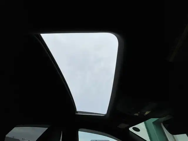 レクサス ＲＸ 450h Fスポーツ 宮崎県 2017(平29)年 7.6万km ブラック メーカー純正ナビ/(BT/AM/FM/CD/DVD)/フルセグTV/バックカメラ/全周囲カメラ/LEDヘッドライト/ビルトインETC2.0/革シート/サンルーフ/パワーバックドア/スマートキー/レーダークルーズコントロール/ブラインドスポットモニター/パワーシート(D/N)/プッシュスタート/電動格納ミラー/ヘッドアップディスプレイ/レーンキーピングアシスト/レクサスセーフティシステム/インテリジェントクリアランスソナー