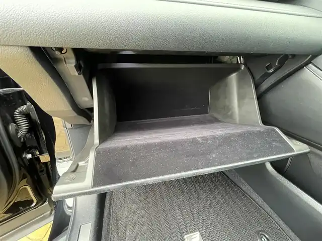 レクサス ＲＸ 450h Fスポーツ 宮崎県 2017(平29)年 7.6万km ブラック メーカー純正ナビ/(BT/AM/FM/CD/DVD)/フルセグTV/バックカメラ/全周囲カメラ/LEDヘッドライト/ビルトインETC2.0/革シート/サンルーフ/パワーバックドア/スマートキー/レーダークルーズコントロール/ブラインドスポットモニター/パワーシート(D/N)/プッシュスタート/電動格納ミラー/ヘッドアップディスプレイ/レーンキーピングアシスト/レクサスセーフティシステム/インテリジェントクリアランスソナー