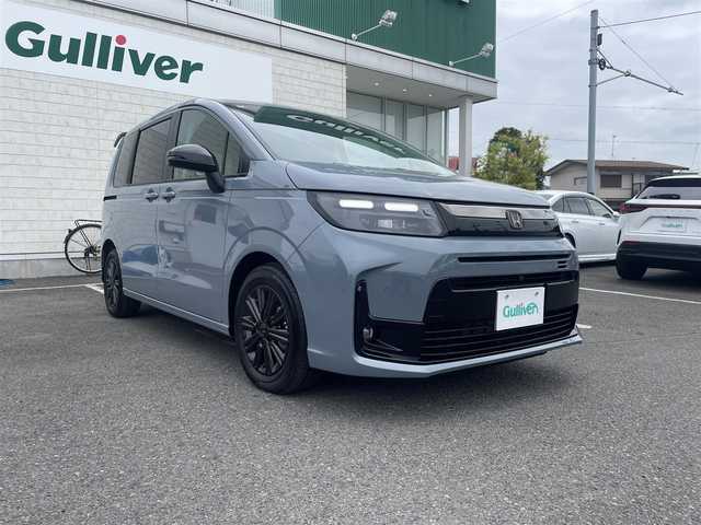 ホンダ フリード ハイブリット e:HEV AIR EX 神奈川県 2024(令6)年 0.6万km グレー