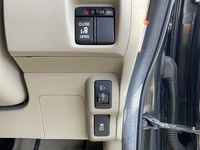ホンダ Ｎ ＢＯＸ G Lパッケージ 宮城県 2012(平24)年 12.3万km クリスタルブラックパール ・純正ナビ/　CD.DVD.USB.SD/・ワンセグTV/・バックモニター/・片側パワースライドドア/・横滑り防止装置/・アイドリングストップ/・プッシュスタート/・スマートキー/・オートエアコン/・社外LEDヘッドライト/・社外13インチアルミホイール/・純正フロアマット