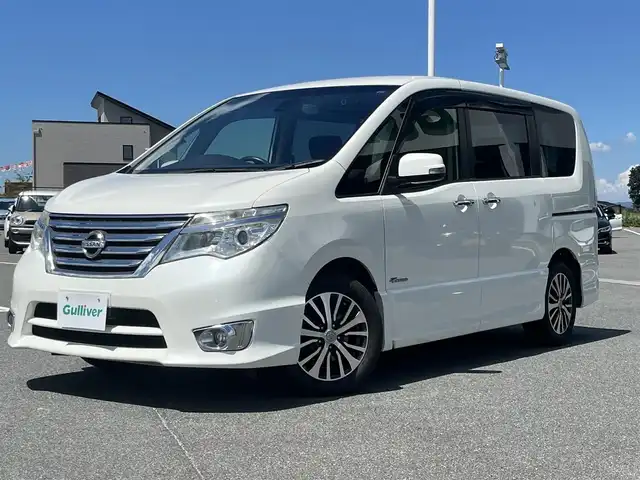 日産 セレナ ハイウェイS G S HV Aセーフ 奈良県 2014(平26)年 8.5万km ブリリアントホワイトパール 純正ナビ７インチワイド　/ワンセグテレビ　/ｂｌｕｅｔｏｏｔｈ　/バックカメラ　/社外ドライブレコーダー前後　/片側パワースライドドア　/レーンキープアシスト　/インテリジェントエマージェンシーブレーキ/純正フロアマット/純正アルミホイール/フォグランプ/パーソナルテーブル（2列と3列目用）