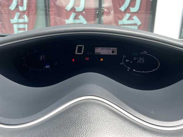 日産 セレナ ハイウェイS G S HV Aセーフ 千葉県 2014(平26)年 8.5万km ブリリアントホワイトパール 純正ナビ７インチワイド　/ワンセグテレビ　/ｂｌｕｅｔｏｏｔｈ　/バックカメラ　/社外ドライブレコーダー前後　/片側パワースライドドア　/レーンキープアシスト　/インテリジェントエマージェンシーブレーキ/純正フロアマット/純正アルミホイール/フォグランプ/パーソナルテーブル（2列と3列目用）