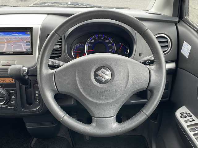 スズキ ワゴンＲ LTD 青森県 2010(平22)年 4.4万km パールホワイト 4WD/社外メモリナビ・ワンセグTV/CD・DVD・SD/バックカメラ/運転席シートヒーター/純正フロアマット/HIDヘッドライト/オートライト/社外14インチアルミ/プッシュスタート/スマートキー/ドアバイザー/保証書・取説書