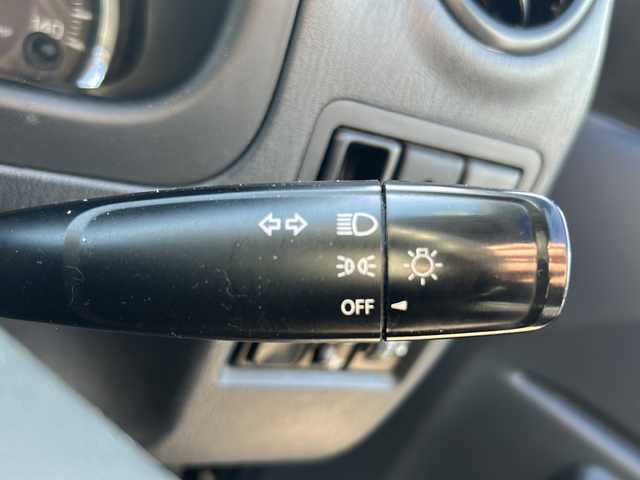 スズキ ジムニー ランドベンチャー 福島県 2017(平29)年 16.1万km ブルーイッシュブラックパール3 社外ナビゲーション/・型番：MDV-D304/・ワンセグTV/SD/USB/AUX/CD/FM/AM/・ETC/革張りステアリング/・ステアリングスイッチ/ハーフレザーシート/・D席シートヒーター/シガーライター/背面タイヤン/・型番：MDV-D304/・ワンセグTV/SD/USB/AUX/CD/FM/AM/・ETC/革張りステアリング/・ステアリングスイッチ/ハーフレザーシート/・D席シートヒーター/シガーライター/背面タイヤ/電動格納ミラー/・ウィンカーミラー/ハロゲンヘッドライト/・フォグランプ/・ヘッドライトレベライザー/純正フロアマット/ドアバイザー/積込みサマータイヤ/・純正AW/・溝4mm