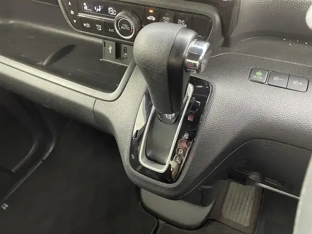 ホンダ Ｎ ＢＯＸ カスタム G L ホンダセンシング 福井県 2018(平30)年 7.8万km プラチナホワイトパール 純正ナビ/CD/DVD/AM/FM/ホンダセンシング/レーダークルーズコントロール/両側パワースライドドア/ステアリングスイッチ/ビルトインETC/コーナーセンサー/バックカメラ/横滑り防止/車線逸脱/オートライト/電動格納ミラー