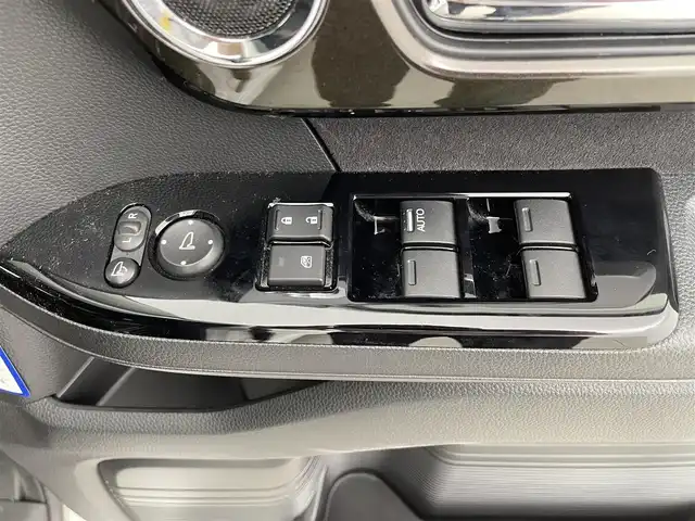 ホンダ Ｎ ＢＯＸ カスタム G L ホンダセンシング 福井県 2018(平30)年 7.8万km プラチナホワイトパール 純正ナビ/CD/DVD/AM/FM/ホンダセンシング/レーダークルーズコントロール/両側パワースライドドア/ステアリングスイッチ/ビルトインETC/コーナーセンサー/バックカメラ/横滑り防止/車線逸脱/オートライト/電動格納ミラー