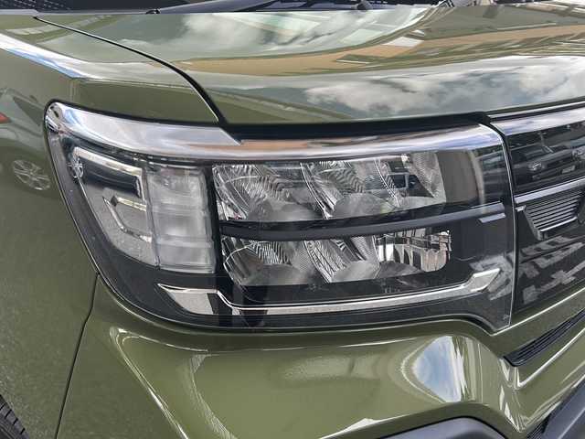 ダイハツ タント ファンクロスターボ 大阪府 2023(令5)年 1.1万km フォレストカーキメタリック 純正メモリーナビ/フルセグTV/Bluetoothオーディーオ/DVD再生/バックカメラ/衝突軽減ブレーキ/車線逸脱警報/レーダークルーズコントロール/両側パワースライドドア/フロントシートヒーター/ビルトインETC/ドラレコ/LEDライト/スマートキー/スペアキー（スマートキー）