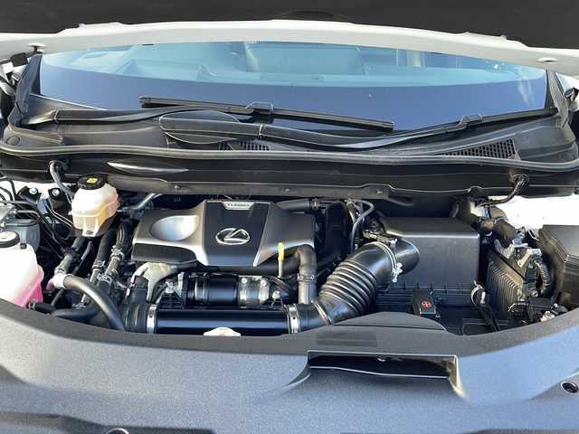 レクサス ＲＸ 沖縄県 2017(平29)年 8.5万km ホワイトノーヴァガラスフレーク 純正ナビ・TV/Bluetooth・CD・DVD/バックカメラ/ETC/ドライブレコーダー/サンルーフ/パワーバックドア/パワーシート/シートヒーター・エアシート/オートライト/衝突軽減システム/メモリーシート/クルーズコントロール/オートマチックハイビーム