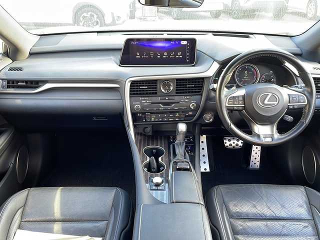 レクサス ＲＸ 沖縄県 2017(平29)年 8.5万km ホワイトノーヴァガラスフレーク 純正ナビ・TV/Bluetooth・CD・DVD/バックカメラ/ETC/ドライブレコーダー/サンルーフ/パワーバックドア/パワーシート/シートヒーター・エアシート/オートライト/衝突軽減システム/メモリーシート/クルーズコントロール/オートマチックハイビーム