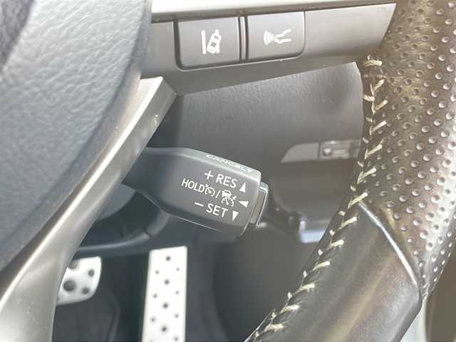 レクサス ＲＸ 沖縄県 2017(平29)年 8.5万km ホワイトノーヴァガラスフレーク 純正ナビ・TV/Bluetooth・CD・DVD/バックカメラ/ETC/ドライブレコーダー/サンルーフ/パワーバックドア/パワーシート/シートヒーター・エアシート/オートライト/衝突軽減システム/メモリーシート/クルーズコントロール/オートマチックハイビーム