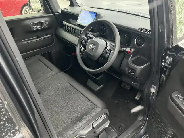 ホンダ Ｎ ＢＯＸ カスタム 道南・函館 2024(令6)年 2.3万km メテオロイドグレーメタリック /9インチディスプレイオーディオ//バックカメラ//両側パワースライドドア//ホンダセンシング//衝突軽減ブレーキ//パーキングセンサー警報//踏み間違い衝突軽減システム//路外逸脱抑制機能//横滑り防止//前席シートヒーター//LEDヘッドライト//フォグランプ//レーダークルーズコントロール