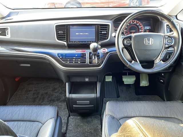 ホンダ オデッセイ アブソルート・Xホンダセンジング 徳島県 2017(平29)年 4.4万km ホワイトオーキッドパール 純正8型SDナビ　VXM-185VFEi/（ラジオ/フルセグ/DISC/SD/BT/USB）/バックカメラ/純正9型フリップダウンモニター/ホンダセンシング/追従式クルーズコントロール/ビルトインETC/ハーフレザーシート/両側電動スライドドア/パドルシフト/純正17AW/プッシュスタート/スマートキー/ドアバイザー/フォグライト/オートライト/純正フロアマット