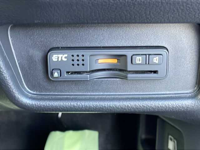 ホンダ オデッセイ アブソルート・Xホンダセンジング 徳島県 2017(平29)年 4.4万km ホワイトオーキッドパール 純正8型SDナビ　VXM-185VFEi/（ラジオ/フルセグ/DISC/SD/BT/USB）/バックカメラ/純正9型フリップダウンモニター/ホンダセンシング/追従式クルーズコントロール/ビルトインETC/ハーフレザーシート/両側電動スライドドア/パドルシフト/純正17AW/プッシュスタート/スマートキー/ドアバイザー/フォグライト/オートライト/純正フロアマット