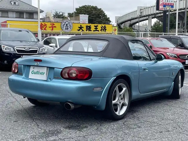 車両画像10